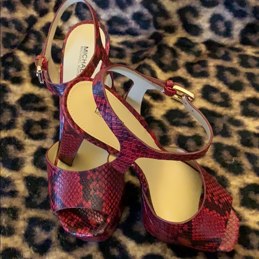 MICHAEL Michael Kors Red Snakeskin Platform Sandals - Picture 3 of 10